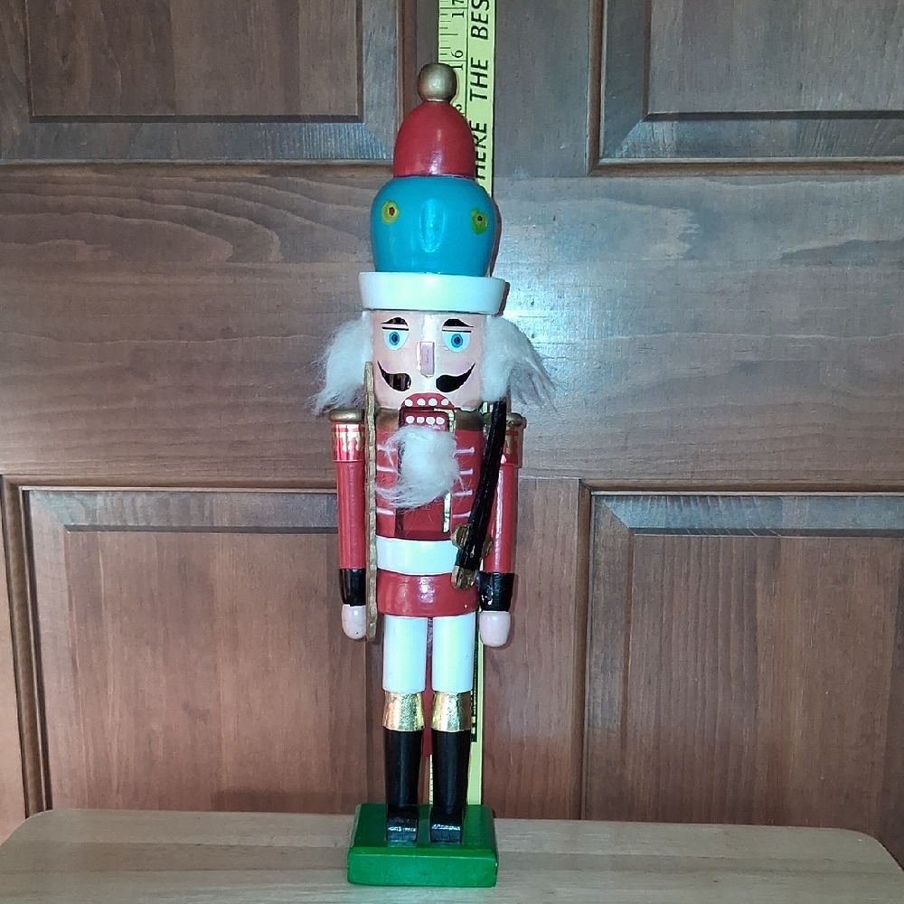 Vintage Nutcracker, Hand Crafted, "Palace Guard"